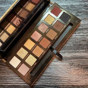 Anastasia Beverly Hills Soft Glam